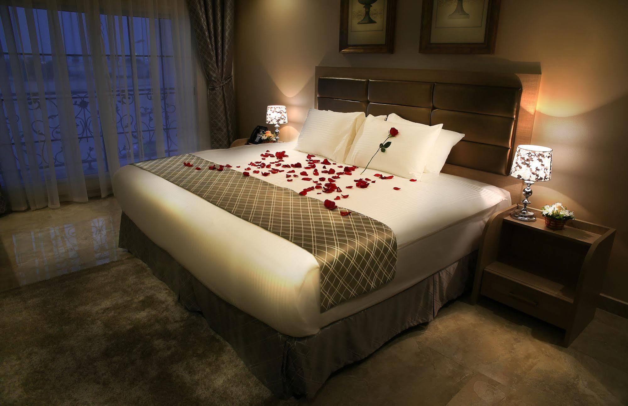 Adams Hotel Kuwait City Exterior foto